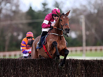 Elliott and Mullins share Grad...